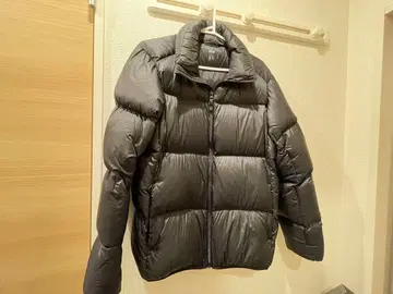 유니클로 볼륨 울트라 라이트 다운 M