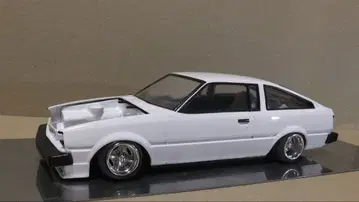 마무리 중 1/20 반다이 TE71 카롤라 레빈 3S-GE 드리프트