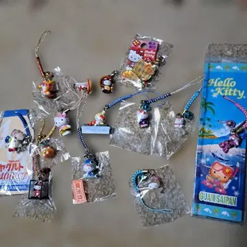 키티 지역 한정 스트랩 등 일괄