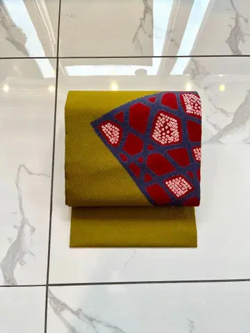 미착용품 부풀린 직물에  쇼소인 염색 나고야 오비