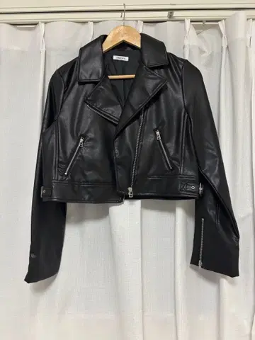 블랙 라이더 자켓 숏 기장