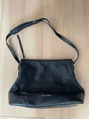 MICHAEL KORS 블랙 숄더백