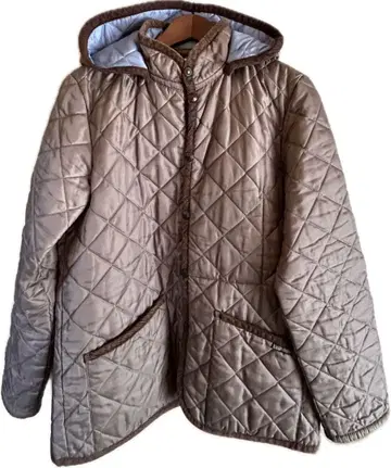 라벤햄 퀼팅 자켓 38 후드 탈부착 가능