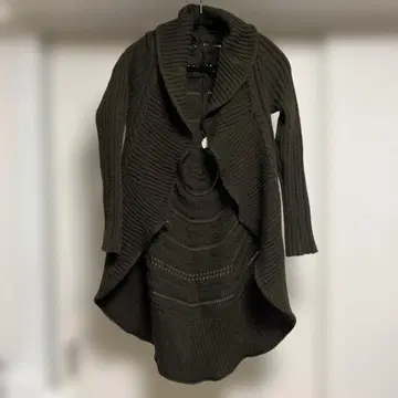 다크 그린 후드 부착 가디건