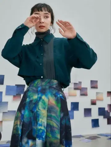 HARE 파트 플리츠 하이 셔츠