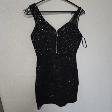 스팽글 블랙 타이트 드레스