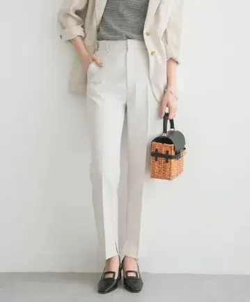 [ 어반 리서치 ] 스트레치 트윌 스틱 팬츠 화이트 미사용 새상품