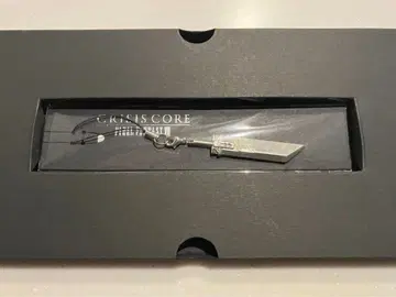 파이널 판타지 7 크라이시스 코어 버스터 소드 스트랩 미개봉