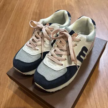 모즈 moz 로우컷 스니커즈