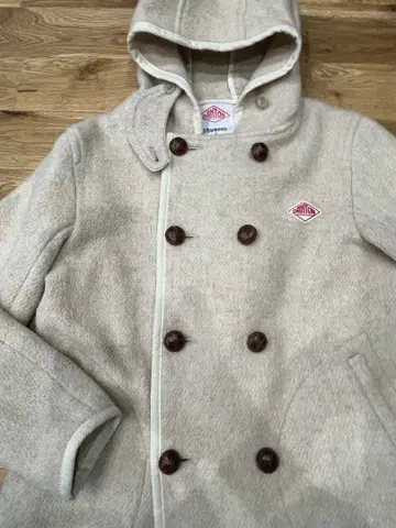 DANTN 베이지 더블 브레스트 피 코트 34