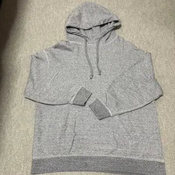 #유니클로 여성용 후드티 L 사이즈지만 상당히 빅 사이즈입니다!