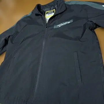 블랙 나일론 자켓