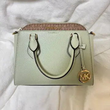 MICHAEL KORS 민트 그린 핸드백