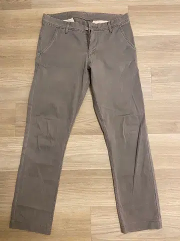 TOMORROWLAND 그레이 치노 팬츠