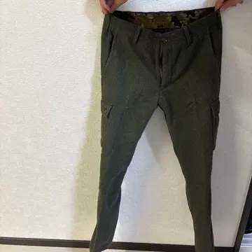 올리브 그린 카고 팬츠