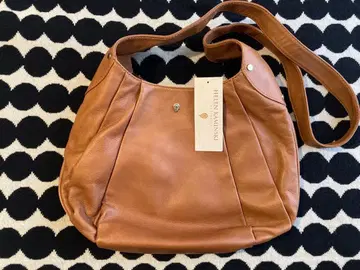 새상품 헬렌 카민스키 ELICIA 가죽 숄더백 카멜