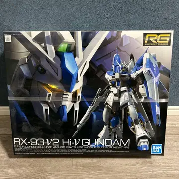 BANDAI RX-93-V2 Hi-V GUNDAM RG