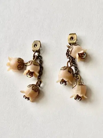 새상품급 미하엘 네그린 스즈란 귀걸이 캐치