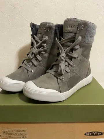 KEEN 그레이 하이컷 부츠 보아 포함