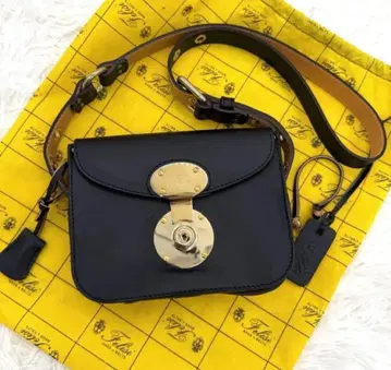 페리지 가죽 숄더백 새상품급