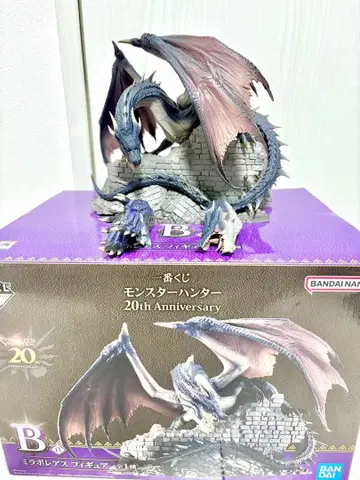 밀라보레아스 제일복권 피규어 덤 포함