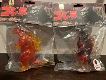 고질라 피규어 2체 세트