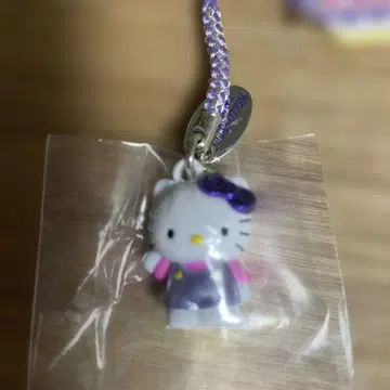 지역 한정 헬로키티 스트랩