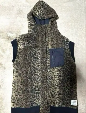 레오파드 무늬 보아 베스트 자켓 후드 부착