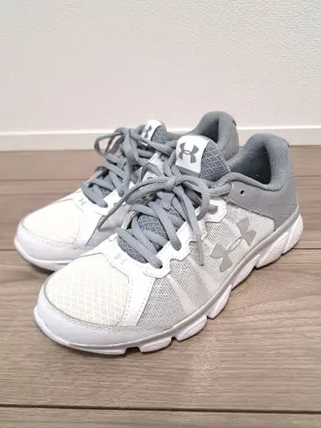 언더아머 러닝화 여성용