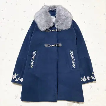 택 포함 새상품 세실 맥비 퍼 코트