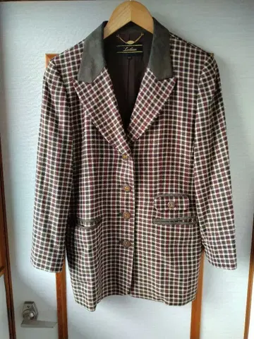 Leilian (레리안) 체크 무늬 테일러드 자켓