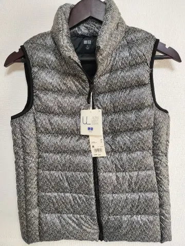 [새상품] UNIQLO 울트라 라이트 다운 베스트 M 그레이