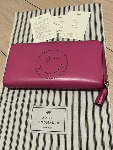 안야 힌드마치 스마일리 핑크 장지갑