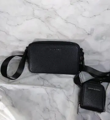 ARMANI EXCHANGE 숄더백 남성용 바디백 파우치 포함