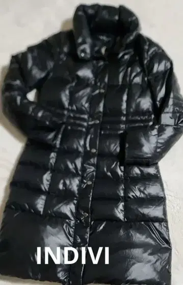 [ 새상품급 ] INDIVI 블랙 다운 자켓 38