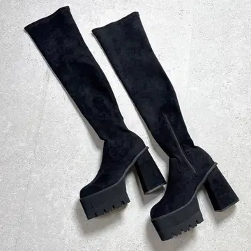 거의 새상품 에모다 스퀘어 핏 롱 부츠 L 사이즈