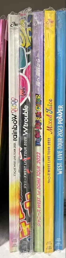 WEST. 라이브 DVD Blu-ray 묶음 판매 5개 초회반