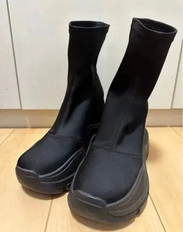 YELLO 더블 스니커즈 부츠 M 사이즈