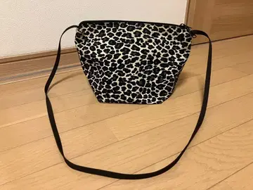 에르베샤 펠리에 그린 라벨 별주 빅 포셰 팬서 블랑