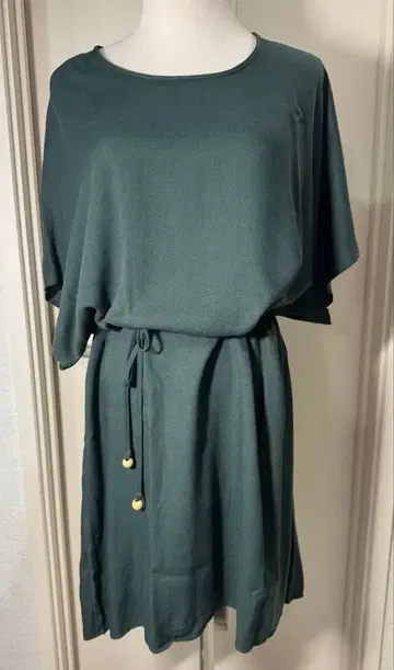 그린 반팔 원피스 드로우 스트링