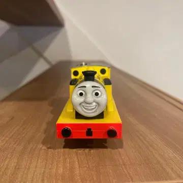 프라레일 Rheneas 레니아스 옐로우 컬러 버전