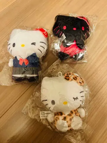 가챠가챠 헬로키티 마스코트 참