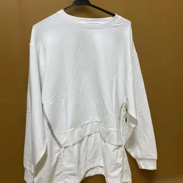 LEPSIM 화이트 트레이닝복 티셔츠 F 사이즈