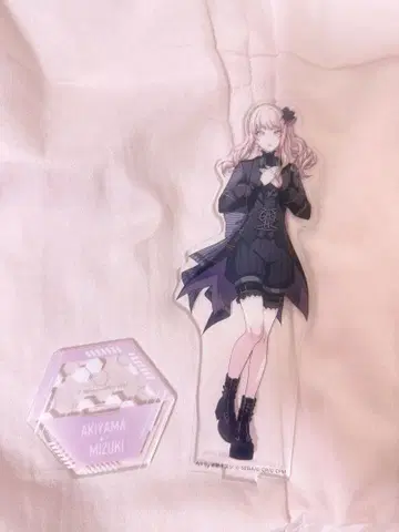 아키야마 미즈키 아크릴 스탠드