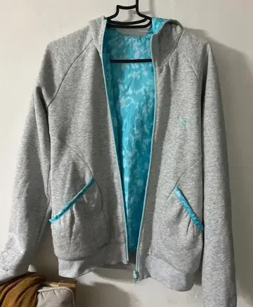 PUMA 후드 부착 후드티 M 그레이/블루 리버서블