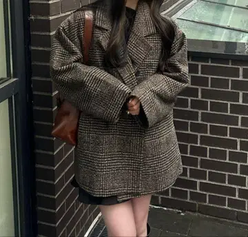Ada. 글렌체크 더블 숏 기장 자켓 코트