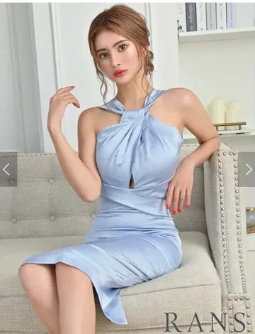 엘레강트 라이트 블루 드레스