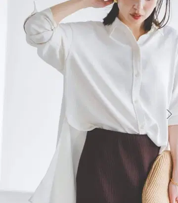 NOBLE 시즌 컬러 플레인 셔츠 화이트