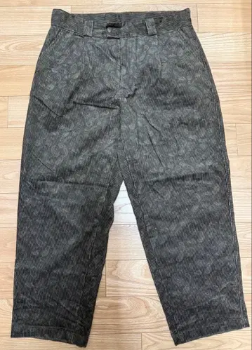 니코앤드 코듀로이 페이즐리 무늬