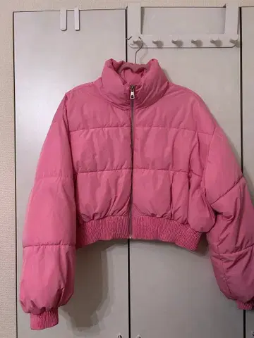 ZARA 크롭 핑크 충전솜 다운 자켓